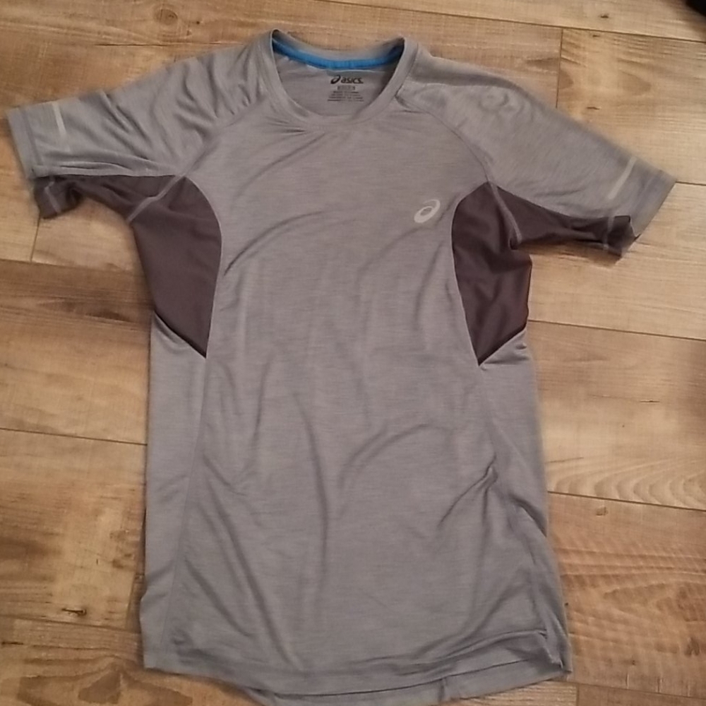 Asics exercise shirt